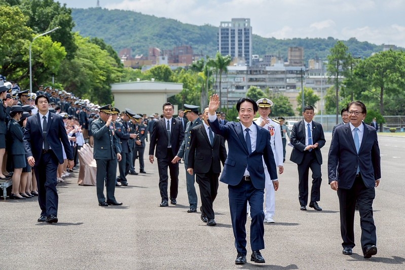 總統出席三軍八校院聯合畢業典禮　勉堅定信念、勇於承擔