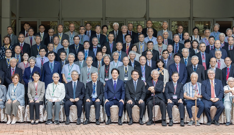 總統出席中央研究院院士會議開幕式　盼中研院深化學術發展提升臺灣國際競爭力