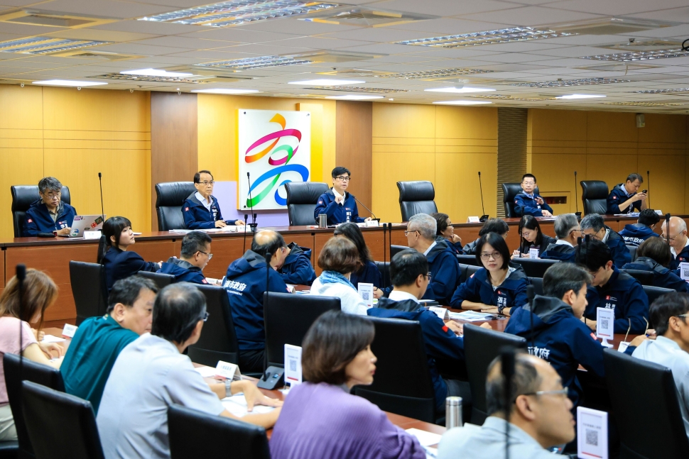 陳其邁主持市政會議指示防颱、防詐、防毒、防疫行動