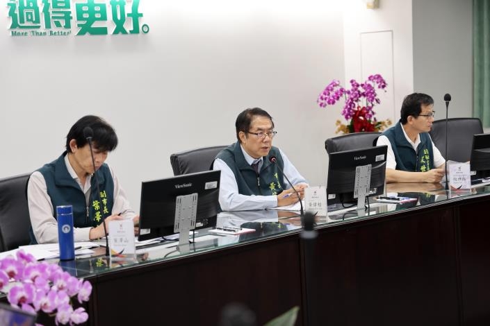黃偉哲主持防颱整備會議　責成市府團隊嚴陣以待
