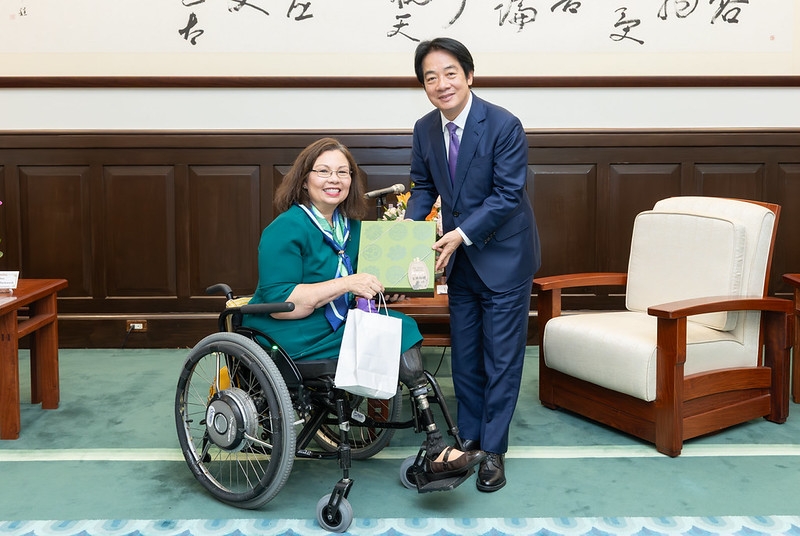 總統感謝美國聯邦參議員達克沃絲提案紀念臺灣總統直選30週年　