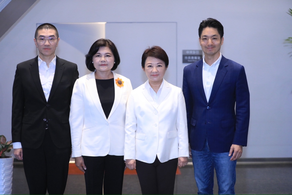 盧秀燕召集縣市首長　召開線上國是會議防堵毒油