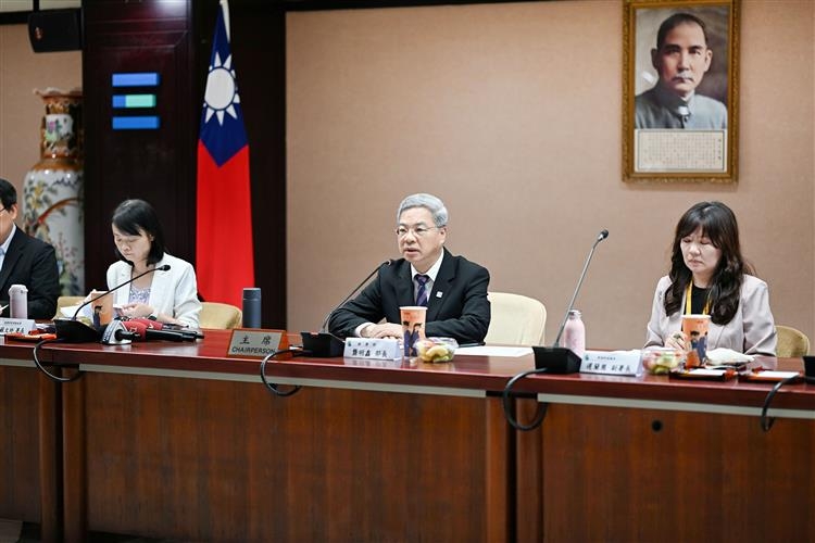 龔明鑫主持食品業者座談交流會　攜手守護食品安全