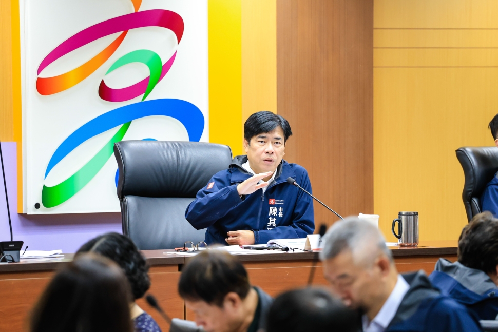 高雄機廠親子遊樂園區8月8日開幕 陳其邁要求完善交通、人流及安全整備