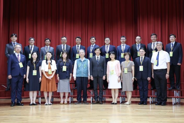 南市各級學校（園）長布達交接　黃偉哲期勉提升教育品質