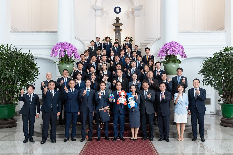 總統接見日本自民黨青年局訪團　盼深化臺日合作