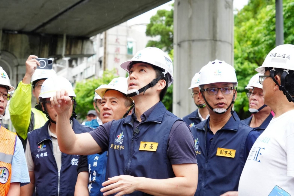 蔣萬安視察內湖成功路四段邊坡整治工程　要求儘速完工確保市民安全