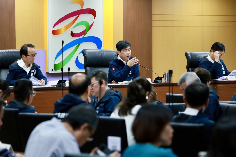 高雄海洋派對週末登場　陳其邁關心交通維護與場域安全