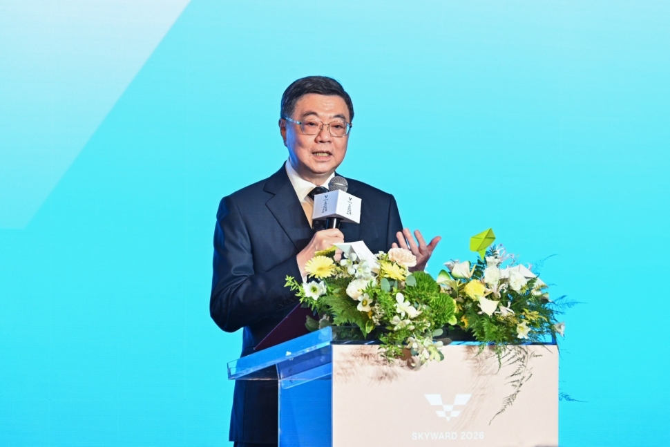 卓揆參觀空總「晴空季2026」特展　厚植臺灣文化底蘊