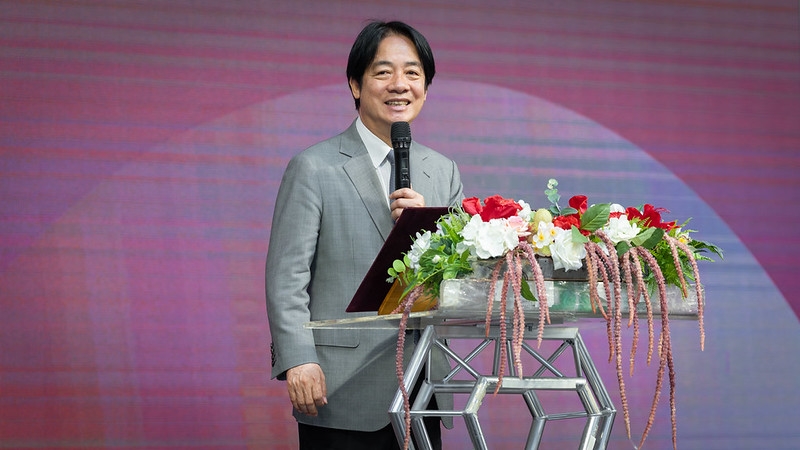 總統出席彰化縣產業座談　強調持續推動中小微企業升級轉型及無人機產業發展