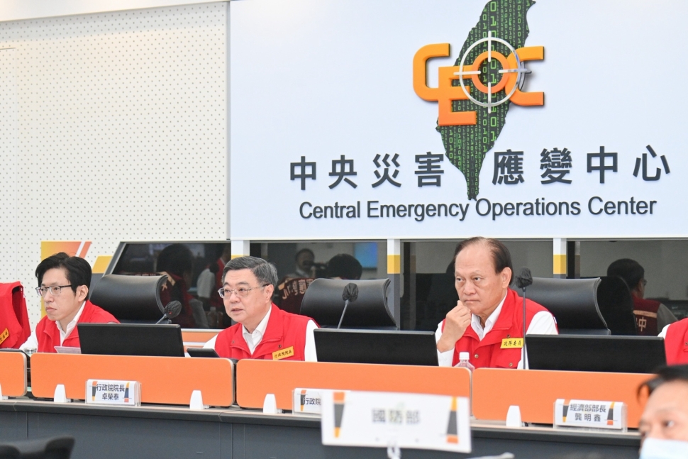 卓揆視導0822豪雨中央災害應變中心　強化中央地方協調、加速災後復原
