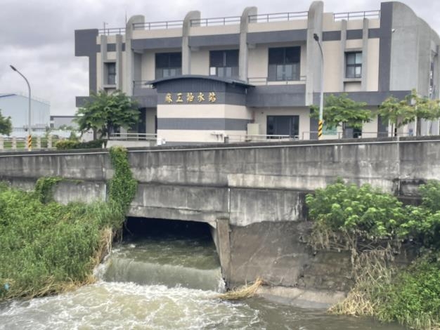 今年8月降雨量達1372.5毫米創歷史次高　水利局持續防汛抽水