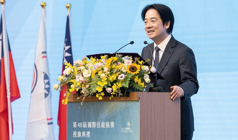 總統為國際技能競賽代表團授旗　強調持續擴大投資技職教育　讓有技能、有理想的年輕人都有發揮舞台