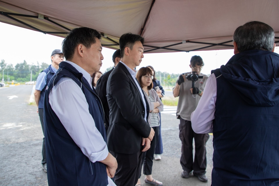 交通部長視察安平港及漁光島開發　推動水岸觀光遊憩發展