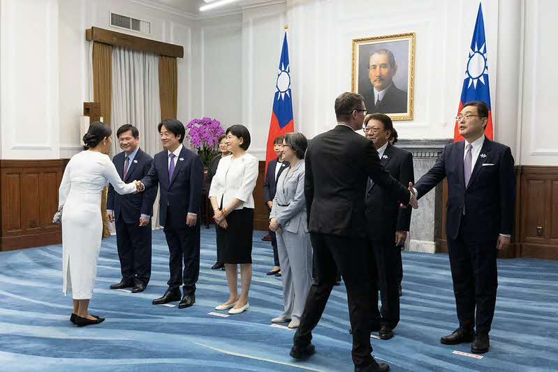 賴清德、蕭美琴接受各國慶賀團及駐臺使節雙十國慶祝賀