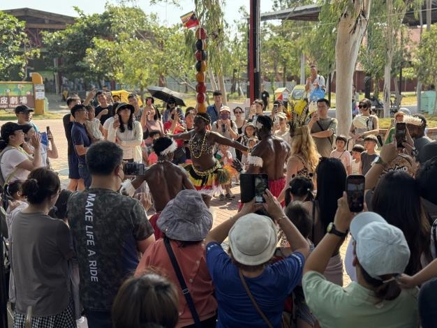 臺南國慶連假吸引逾120萬人次到訪　鐵道文化與山海旅遊帶動觀光人潮
