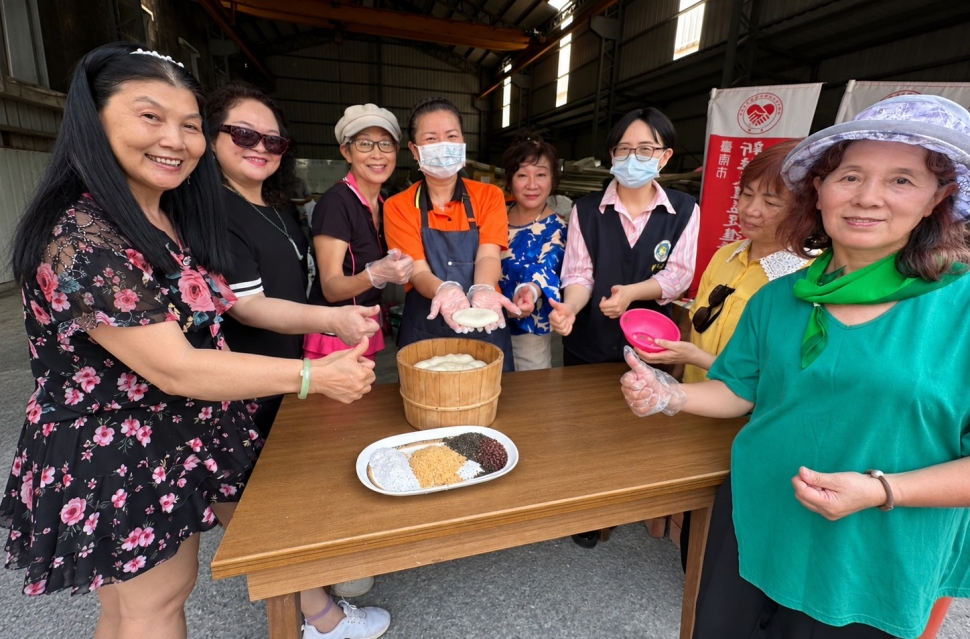 多元共融迎重陽 臺南移民署邀新住民手作美食傳溫情