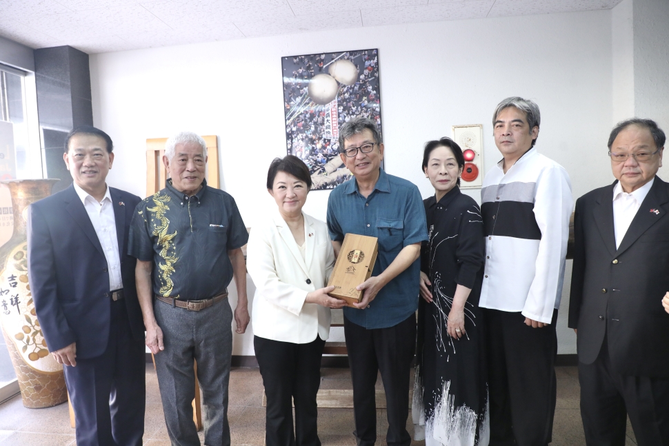 盧秀燕率團訪問日本沖繩　拜會台商協會深化體育與產業交流