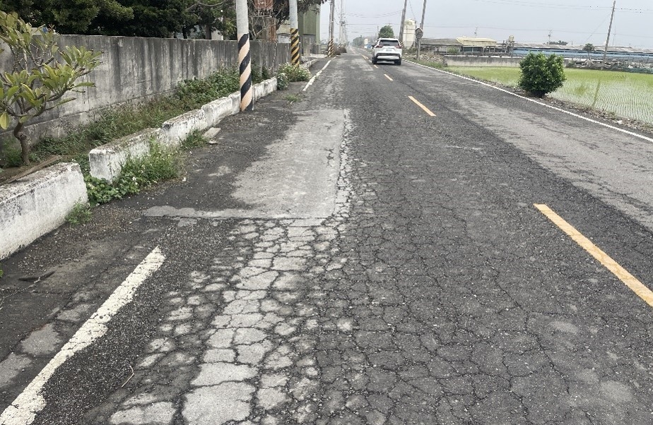 彰化大城鄉潭墘路路面老舊破損　縣府投入906萬元辦理改善工程